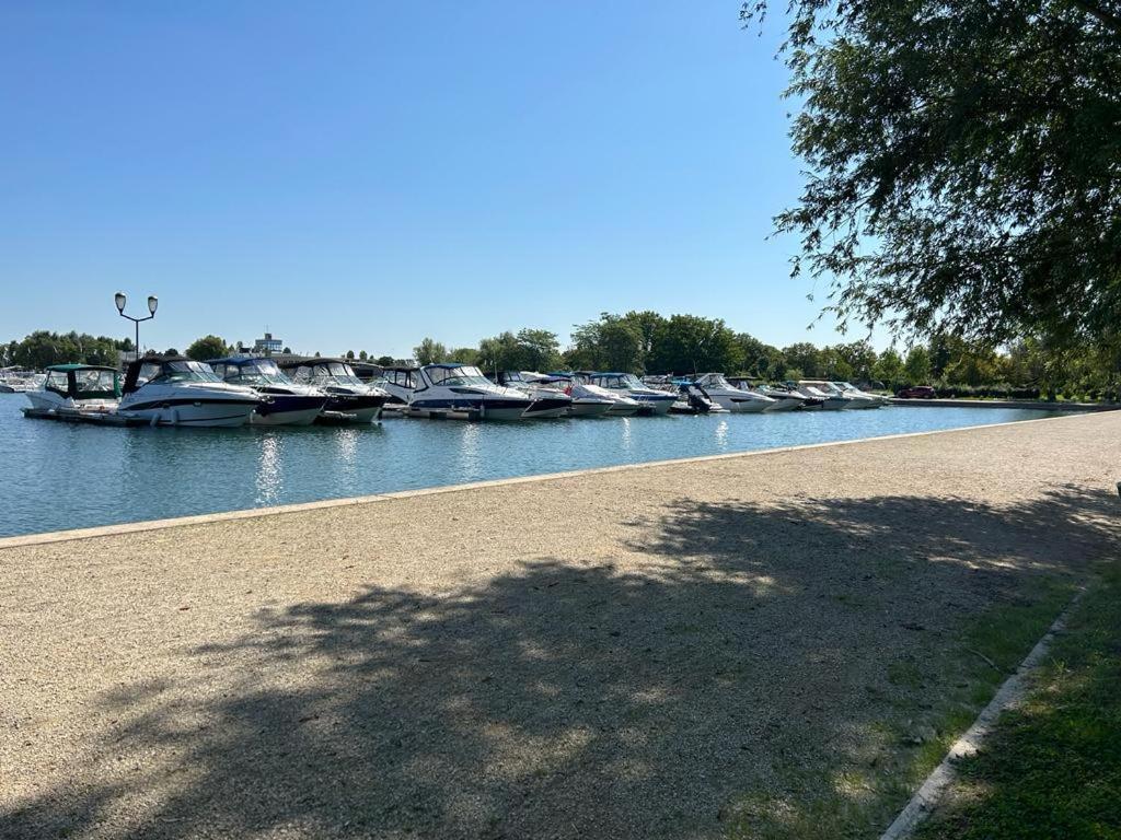 L'Oree Des Lacs, Maison De Village Tout Confort Radonvilliers Eksteriør bilde